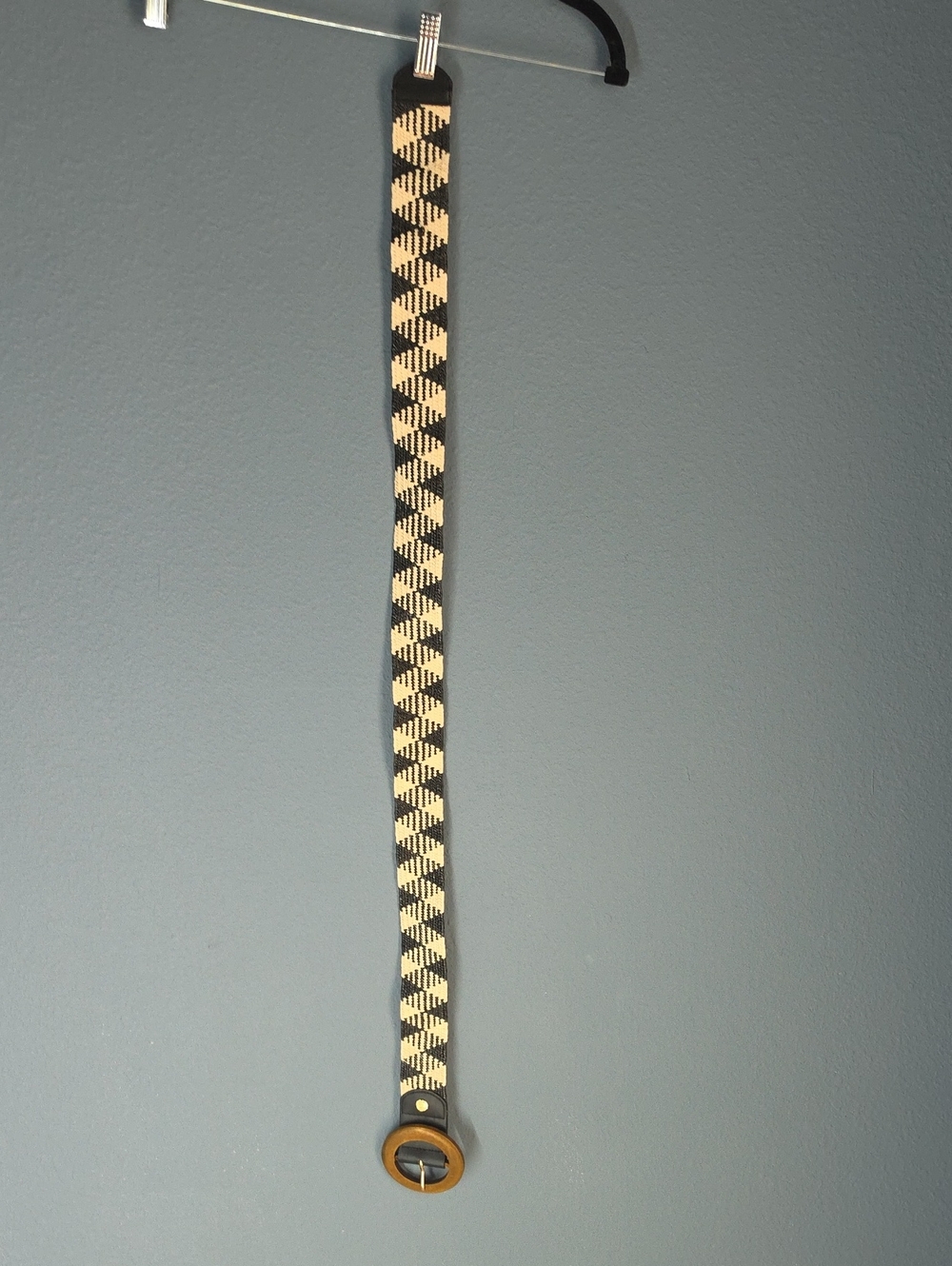 Woven Chevron Pattern Wall Hanging in Black and Cream #C9